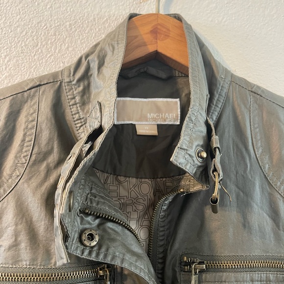 ‼️ SALE ‼️ MICHAEL KORS UTILITY JACKET - Picture 4 of 5